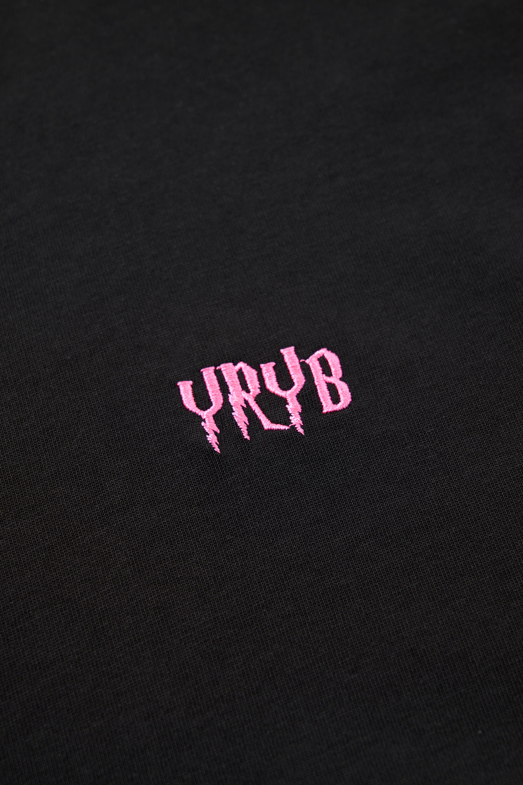 V-neck tee in black with YRYB logo